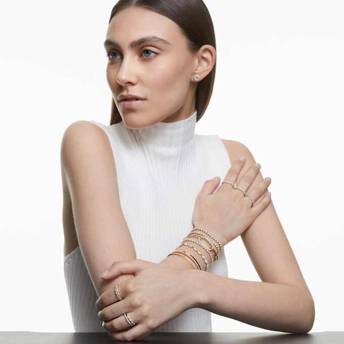 Una Angelic Bracelet Round Cut, Pavé, Medium, White, Rose Gold-Tone Plated Una Angelic Bracelet Round Cut, Pavé, Medium, White, Rose Gold-Tone Plated